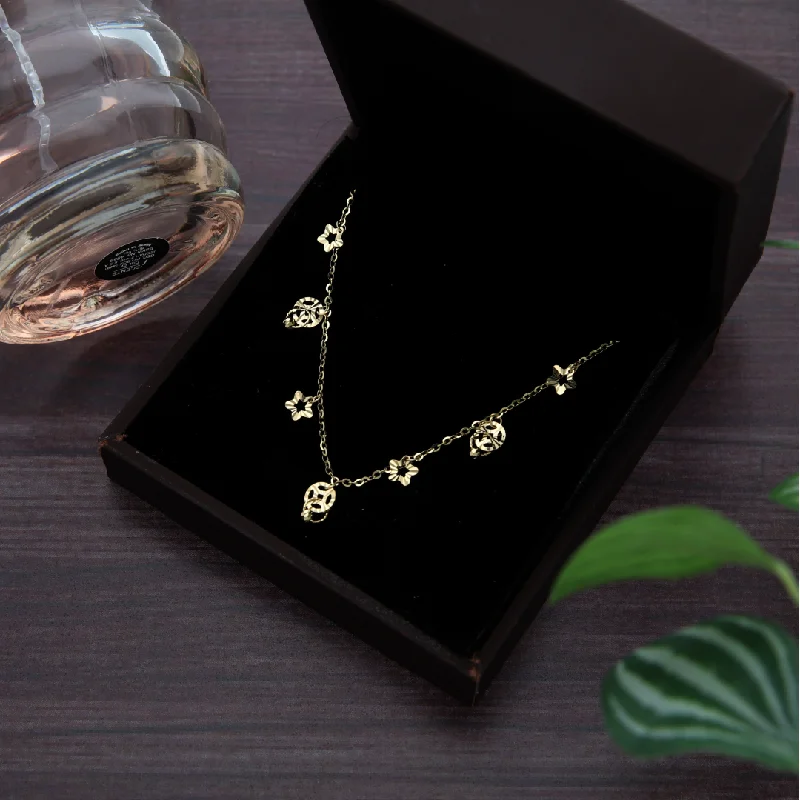 Ladies Teardrop Necklaces -arthritis relief necklaces -Gold Classic Star Design and Round Shaped Necklace 18KT - FKJNKL18K9190