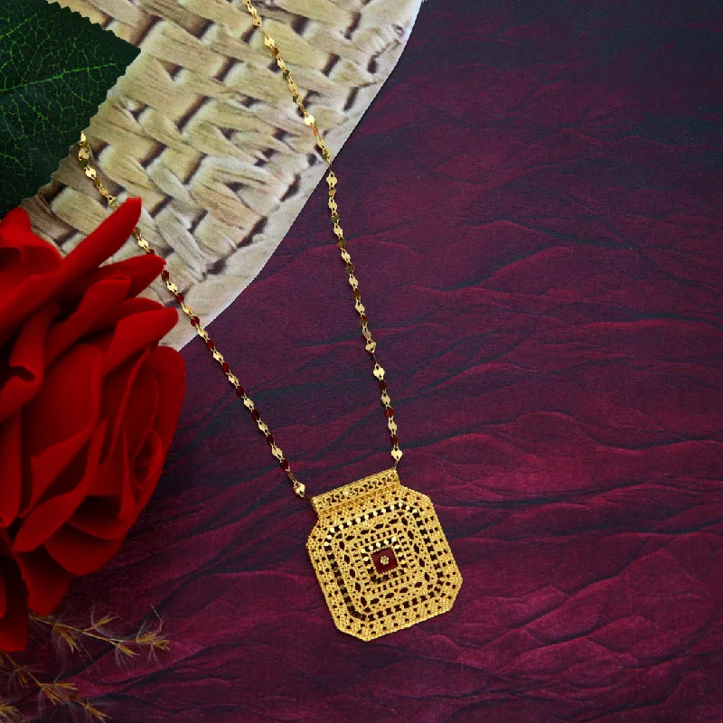 Ladies Fall Necklaces -lucky charm necklaces -Gold Necklace (Chain With Intricate Octagon Shaped Pendant) 21KT - FKJNKL21KM9873