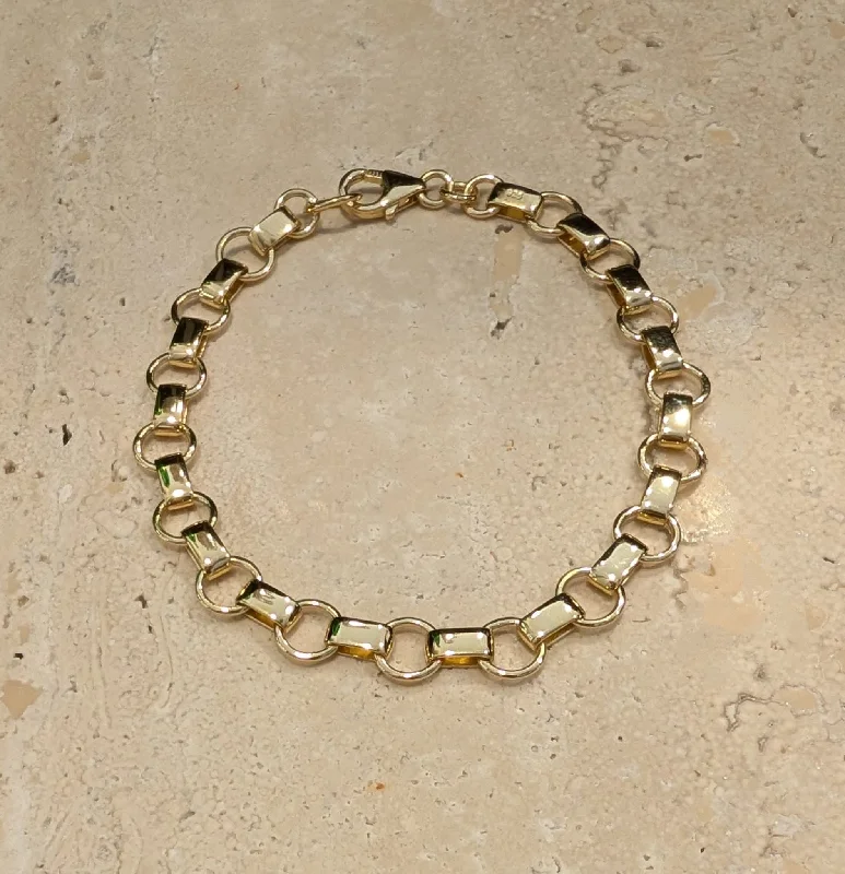 Ladies Bracelets for Artists-Gold Vermeil Link Design Bracelet